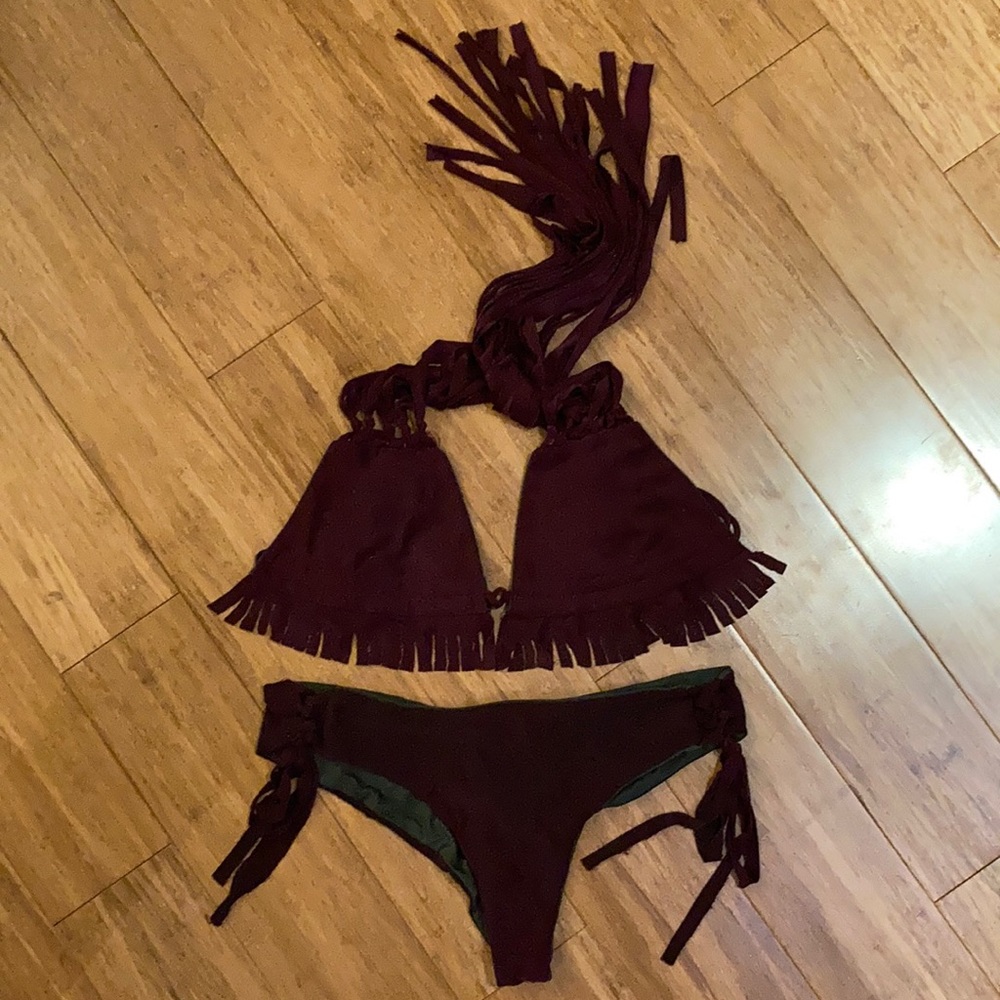 🌹Reversible Purple/Gray fringe bikini set 🌹 small